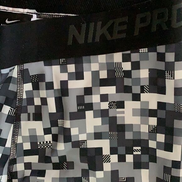 EUC SMALL NIKE PRO DRI-FIT LEGGINGS - Picture 4 of 7